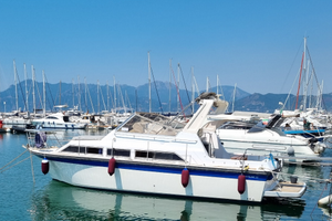 Natante e Posto Barca Marina d'Arechi