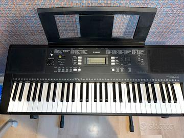 Tastiera Yamaha PSR E343