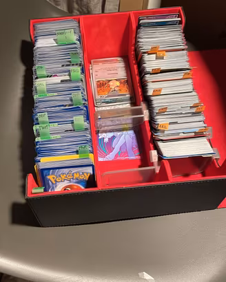 Lotto carte Pokemon da 500 carte senza doppie