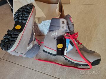 Scarponcini trekking donna  San Marco 40.5 nuovi