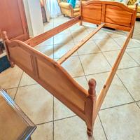 Struttura letto piazza e mezzo in legno massello