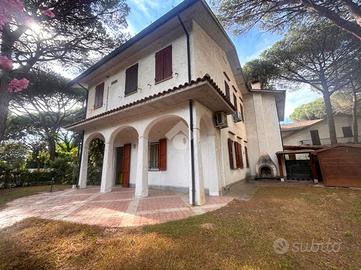 4 LOCALI A RAVENNA