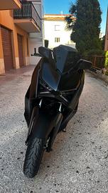 xmax tech max 300 2024