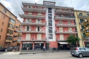 2 LOCALI A AVELLINO