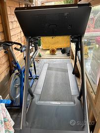 Tapis roulant elettrico e bicicletta da spinning