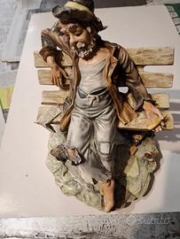 Statua in ceramica Capodimonte, raffigurante un va