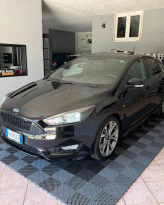 Ford Focus 1.5 TDCi (Diesel) 120cv ST-Line