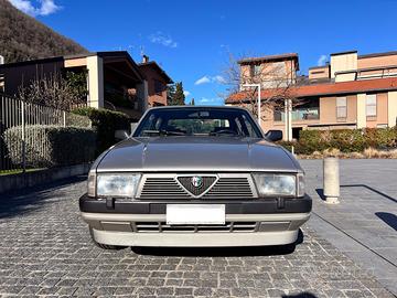 Alfa Romeo 75 Twin Spark 2.0i