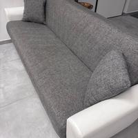 Divano-letto 4 posti.