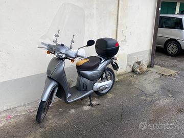 APRILIA SCARABEO 50 2t (motore minarelli)