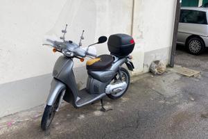 APRILIA SCARABEO 50 2t (motore minarelli)
