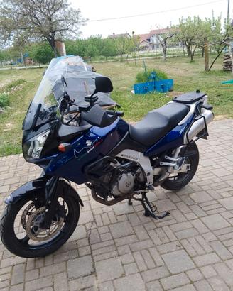 Suzuki v strom 1000