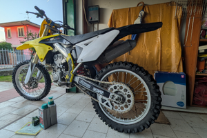 MotoCross Rmz 450 cc - Suzuki