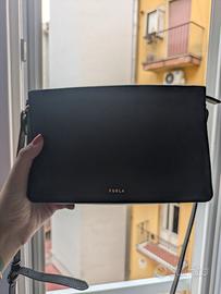 Borsa Furla nera con tracolla