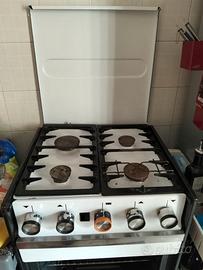 Cucina libera installazione