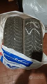 pneumatici invernali 185/65R15 88T €45 cadauno