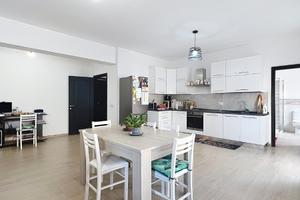 Luminoso appartamento recentemente ristrutturato