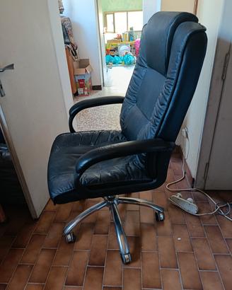 sedia  ergonomica girevole con ruote 