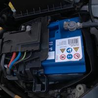 Batteria auto Bosch S4 002 52Ah 470A