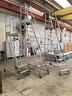 scala-industriale-con-cestello