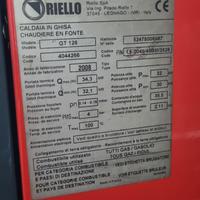 Caldaia a gasolio con bruciatore