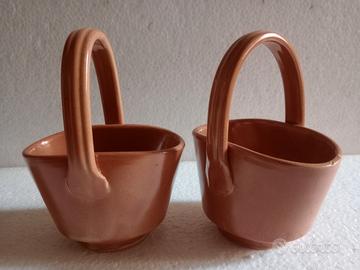 Due Cesti Marroni in Ceramica degli anni 70