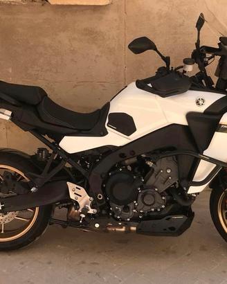 Yamaha Tracer 9 GT.  SOLO 2900. KM