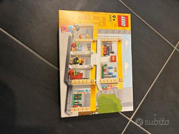 LEGO Brand Store (40574)