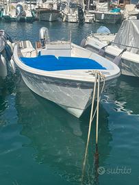 Barca Vetroresina Cantiere Maresca