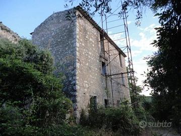 Villa di 93 m² con più di 5 locali a Ausonia