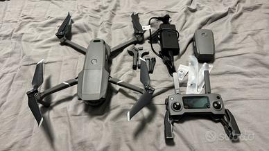 Drone Dji Mavic 2 Zoom Fly more combo + accessori