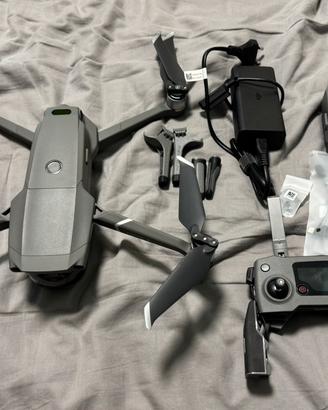 Drone Dji Mavic 2 Zoom Fly more combo + accessori