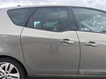 PORTIERA POSTERIORE DESTRA OPEL Meriva 3° Serie (