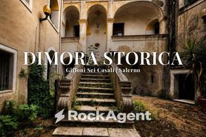 Palazzo / Stabile di 1000 m² con più di 5 locali a