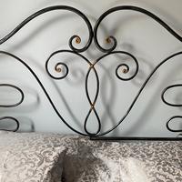 Letto matrimoniale in ferro battuto