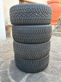 Gomme invernali toyo