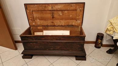Cassapanca d'epoca