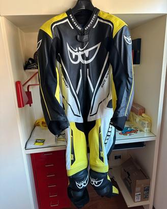 tuta moto
