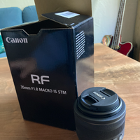 Canon RF 35 mm F1.8 MACRO IS STM