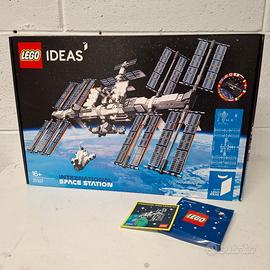 LEGO 21321 - ISS + TOPPA