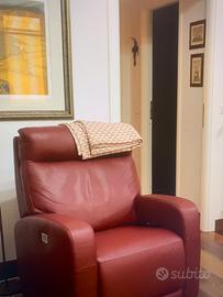 Poltrona Sofà nuova in pelle