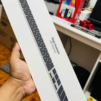 Magic Keyboard con Touch ID e Tastiera Numerica