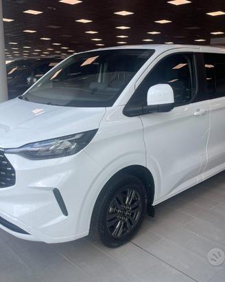 FORD Tourneo Custom 320 L2 TITANIUM 2.0TDCI 136C