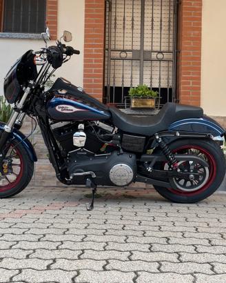 Dyna Street bob FXDBA