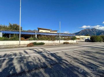 Immobile di 963 m² a Osoppo