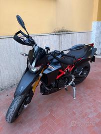 Aprilia Dorsoduro 900cc