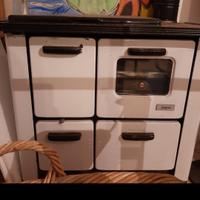 cucina economica vintage a legna