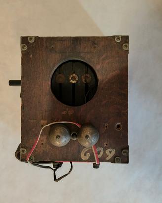 Telefono a manovella vintage