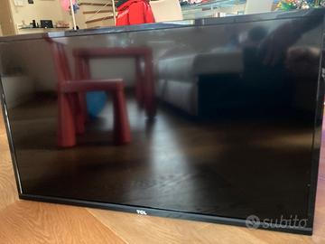 TV 4K HDR marca TVL 32 pollici