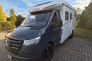 semintegrale hymer T 585s